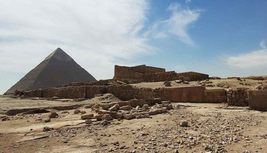 Amazing Cairo Tours: Facts about the 6 most famous places.
